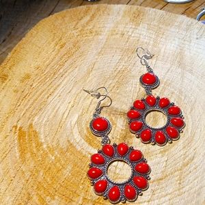 BIG SALE!! Paparazzi jewelry for CHEAP! $1.00 each!!!CLOSET Clean out!!